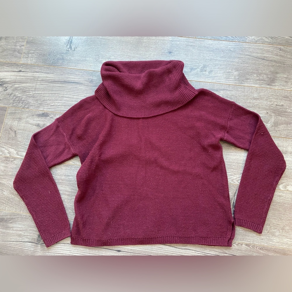 CLEAROUT Burgundy Knit Turtleneck Sweater, flattering loose fit